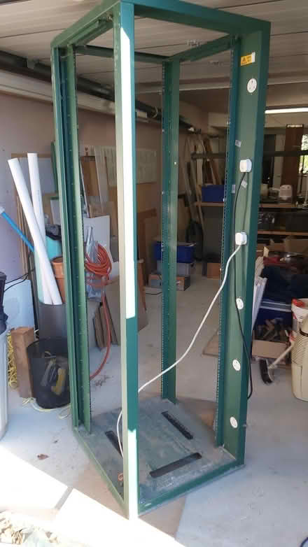 Photo of free 19" rack (Bush EX23) #1