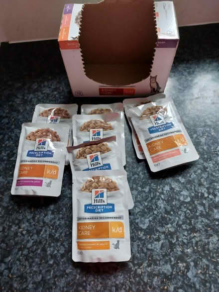 Photo of free Kidney care cat food (Barming) #1