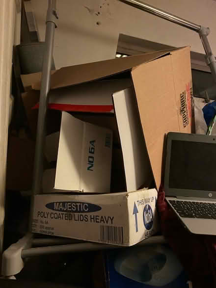 Photo of free boxes and a box of bubble wrap etc (guildford GU1) #1