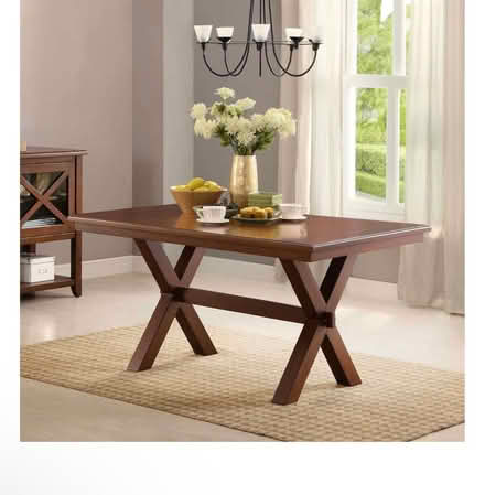 Photo of free table to assemble (Smyrna) #2