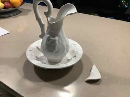 Photo of free Pitcher & bowl (Hampsthwaite HG3) #2