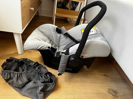 Photo of free Hauck baby car seat 0-13 kg (W9) #1