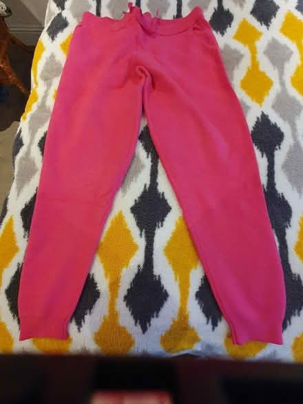 Photo of free Womens jogging bottoms, size XL (Park District G3) #1