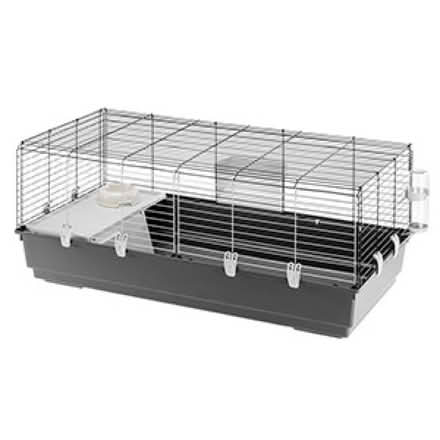 Photo of free Guinea pig cage and equipment (Wokingham RG41) #2