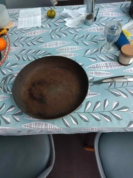 Photo of free Large frying pan (E17 Walthamstow) #1