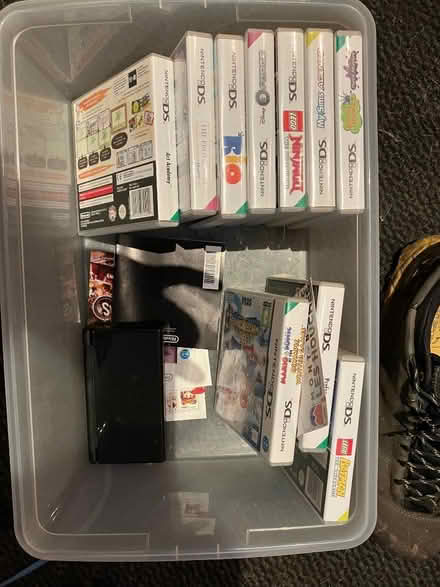 Photo of free Nintendo DS and llots of games- including an R4 card (Allerton L18) #1