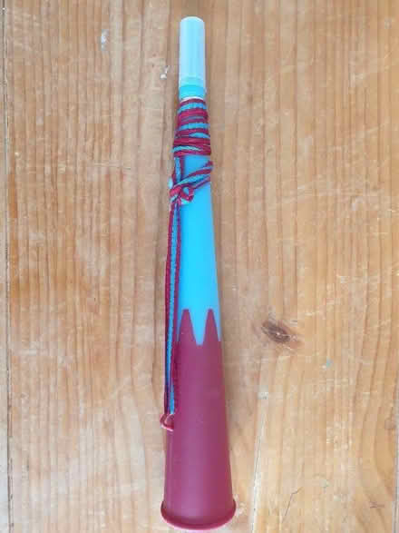 Photo of free Woofer cheer horn. (Norbury SW16) #1