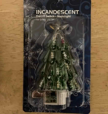 Photo of free Christmas cards, night light, bag (Watertown near Arlington St) #3