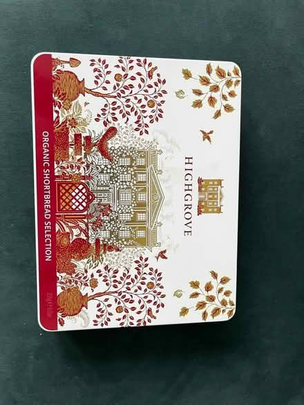 Photo of free Tin box (W9) #1