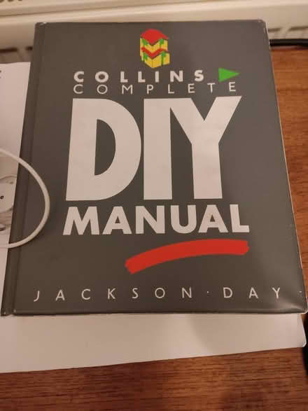 Photo of free DIY manual with colour illustrations (Sandilands CR0) #2