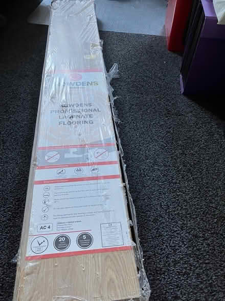 Photo of free Laminate flooring (Plumstead Common SE18) #1
