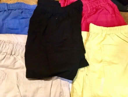 Photo of free 5x 3/4 length size 22 trousers(female). (Slyfield GU1) #4