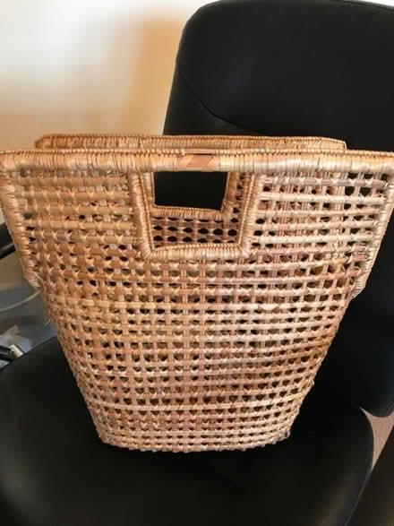 Photo of free Magazine Holder (Chapelford WA5) #2