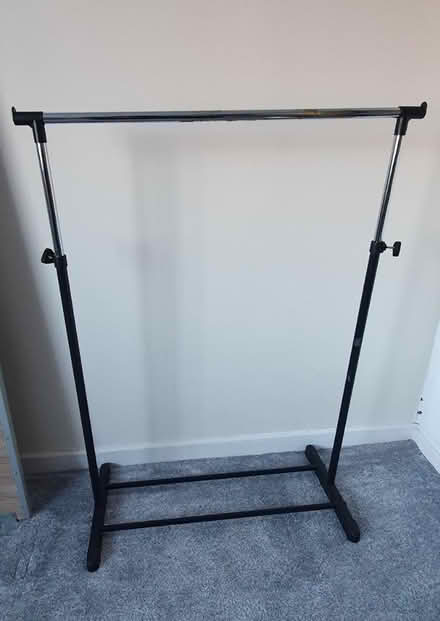 Photo of free Freestanding Hanging rail (Spondon Derby) #1