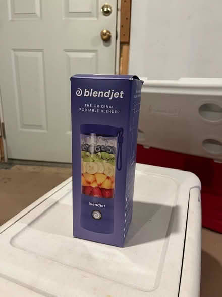 Photo of free Portable Blendjet Blender (Natick) #2