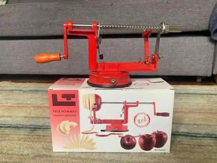 Photo of free Rotary apple peeler (Hanover BN2) #1