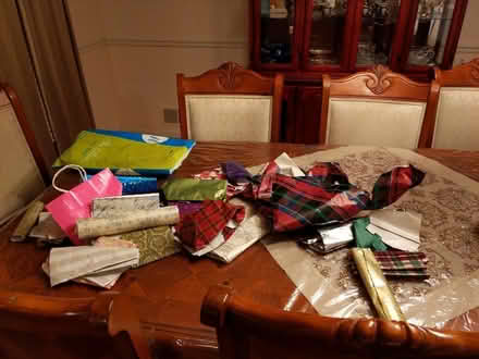Photo of free gift wrap pieces (shady grove and 355) #1