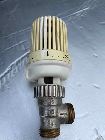 Photo of free Radiator valve, OX4 (East Oxford OX4) #1