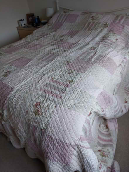 Photo of free Super King Bedspread (Barming) #1