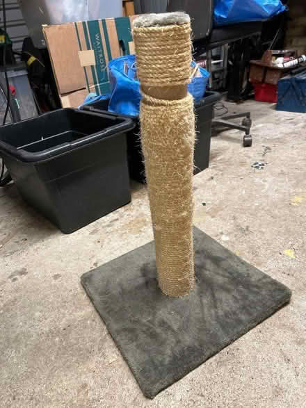 Photo of free Scratching post for cat (Pannal HG2) #1