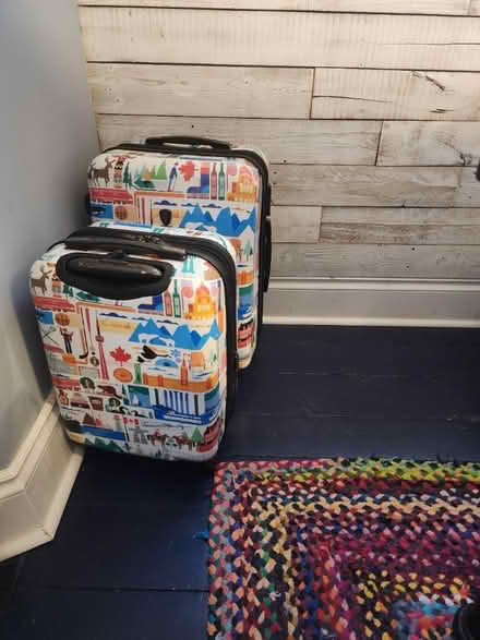 Photo of free 3 suitcases full. Please read ad (Ancaster) #1