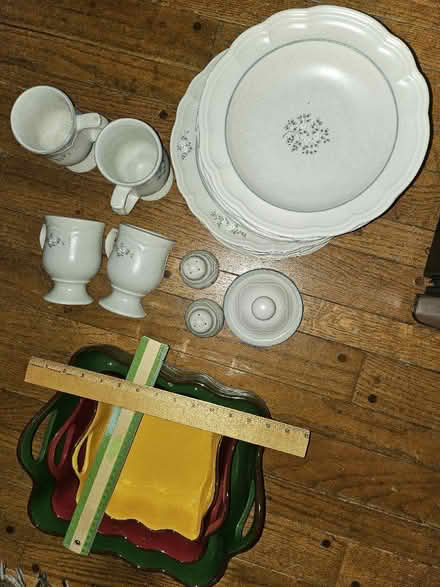 Photo of free Dishes & more (Farmington Hills 11Mile n Farm) #1