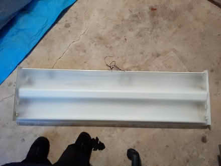 Photo of free light fixture with problem? (shady grove and 355) #1