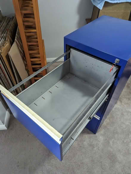 Photo of free 3 drawer filing cabinet (Petersham) #3
