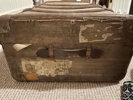 Photo of free Old train case (Barry CF62) #4