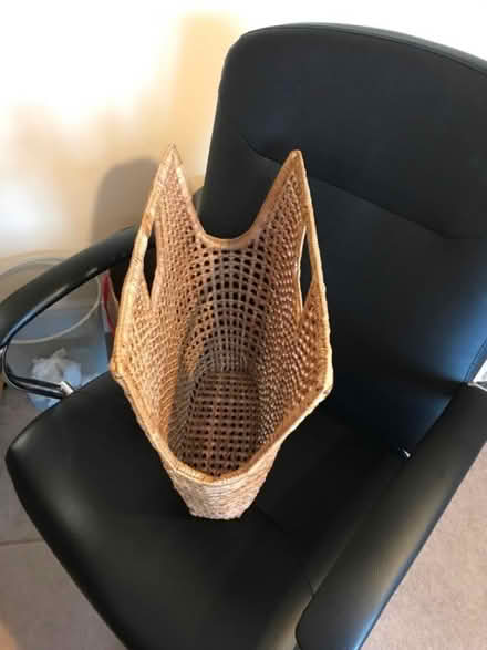Photo of free Magazine Holder (Chapelford WA5) #1