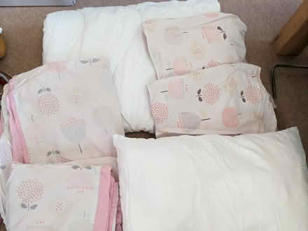 Photo of free Cot/Toddler Bedding (S10 fulwood) #1
