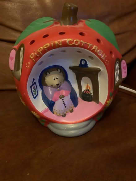 Photo of free Kids bedroom lamp - cosy cottage (GL53) #2