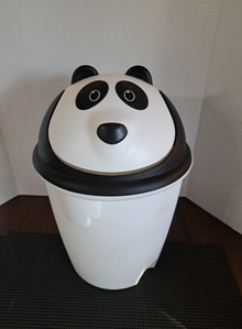 Photo of free kids panda trashcan - flip lid (Menlo Park) #1