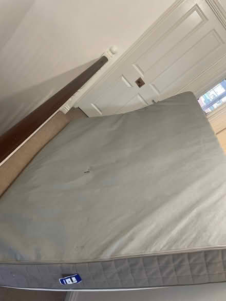 Photo of free King size Mattress (KT19) #4