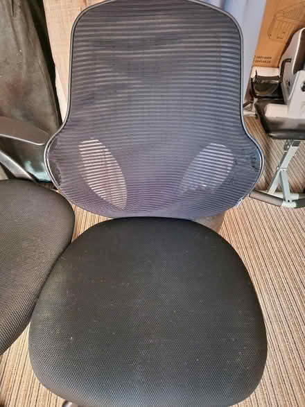 Photo of free Black swivel office chair (Swarkestone Stop DE73) #1