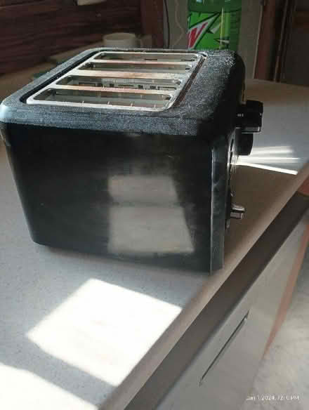 Photo of free 4 slot working toaster (Tilton) #1