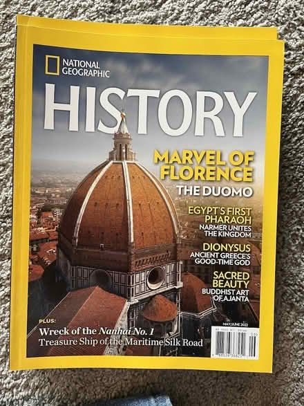 Photo of free Nat'l Geo History Magazines (downtown Edmonds) #1