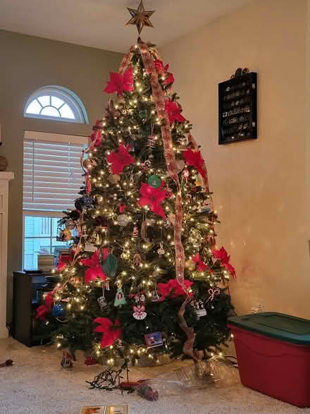 Photo of free 7.5 ft prelit Christmas Tree (Essex, Md) #1
