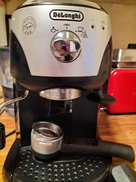 Photo of free Delonghi espresso machine (High Wycombe/Wycombe Marsh) #1