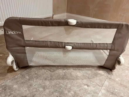 Photo of free Lindam bed guard (Teddington TW11) #3