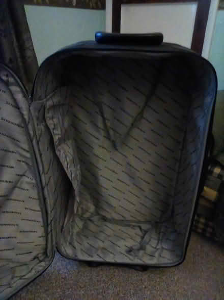 Photo of free set of suitcases (WA13. Lymm area) #3