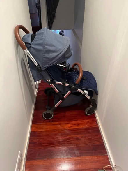 Photo of free Ickle bubba globe stroller (Dartmouth Park NW5) #4
