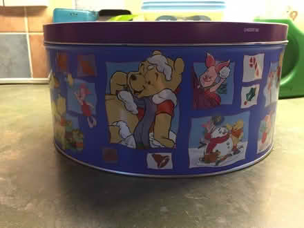 Photo of free Winnie the Pooh Biscuit tin (Wick estate wickford. SS12) #3