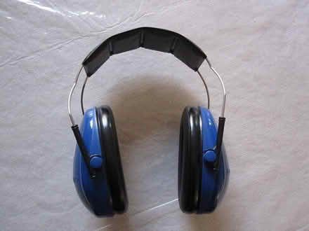 Photo of free Kid Size Noise Blocking Ear Muffs #2