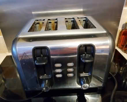 Photo of free 4-Slice Chrome Toaster (Micklefield LS25) #2