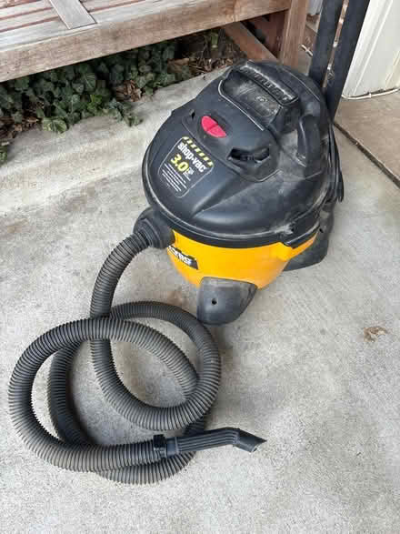 Photo of free Working 3HP Shop Vac (Old Town Alexandria. SW quad) #1