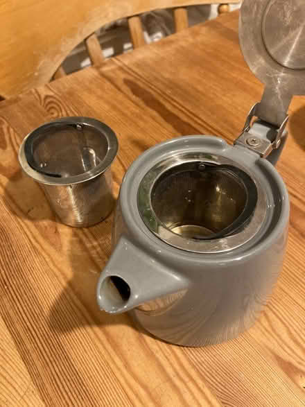 Photo of free One cup teapot (High Street, Twerton BA2) #2