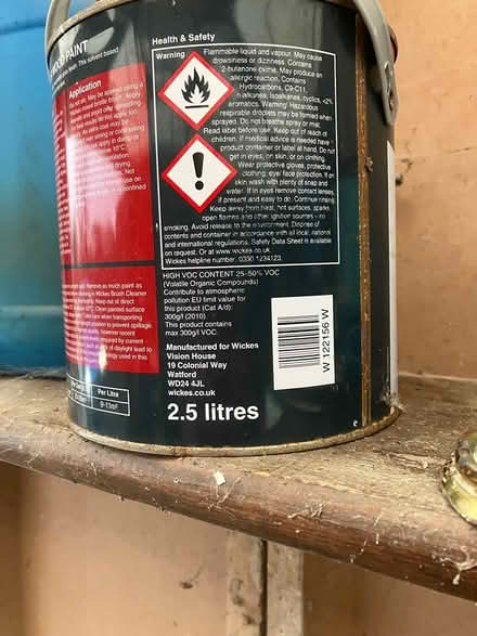 Photo of free White gloss paint (corley) #1