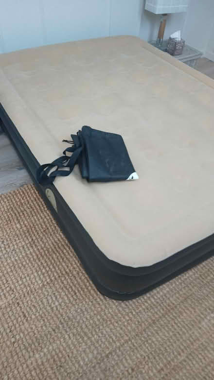 Photo of free Inflatable double bed with electric air pump built in (Emery Down SO43) #3