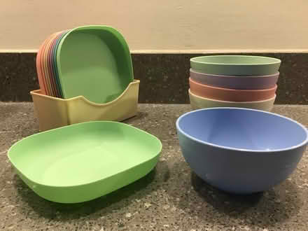 Photo of free Plates and bowls (Northaw EN6) #1
